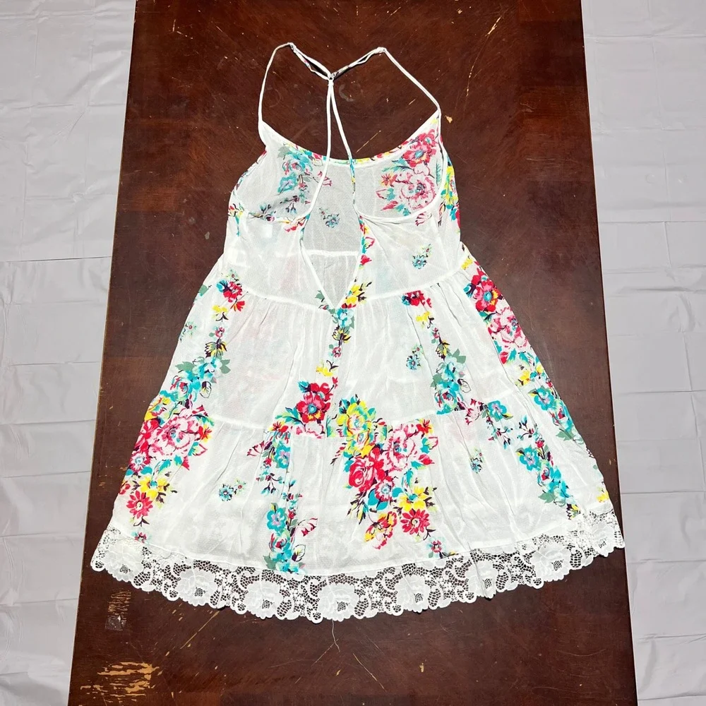 In Bloom by Jonquil Floral Robe and Chemise Set White Lace Trim Small KOK110